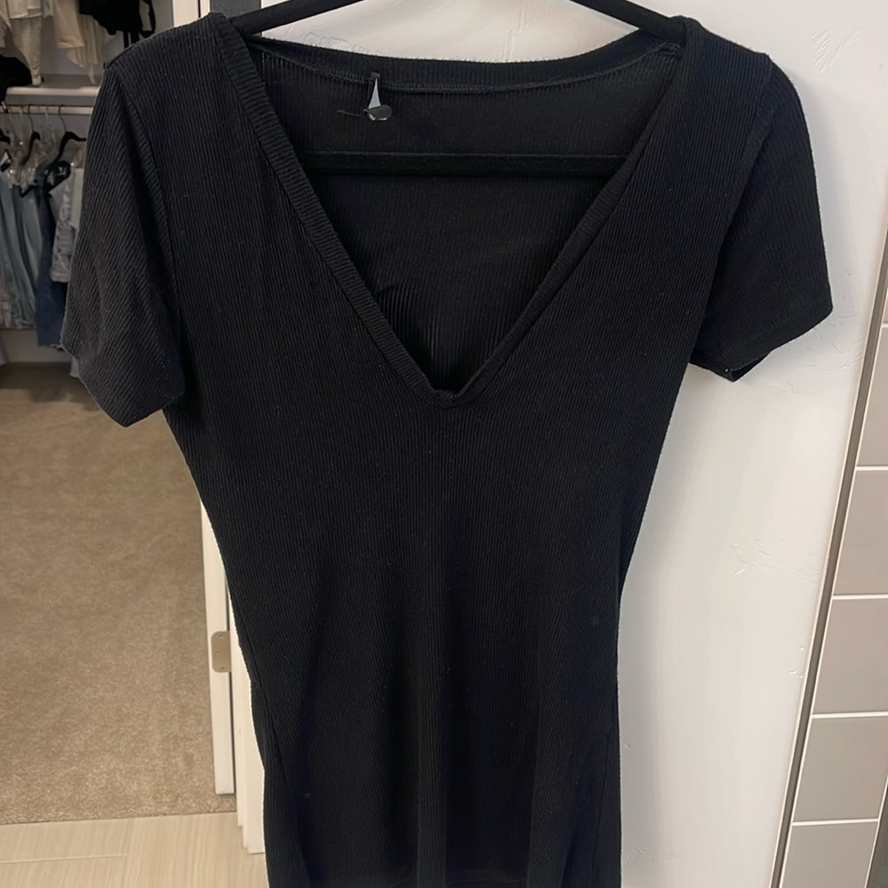 Black missguided low front v neck top